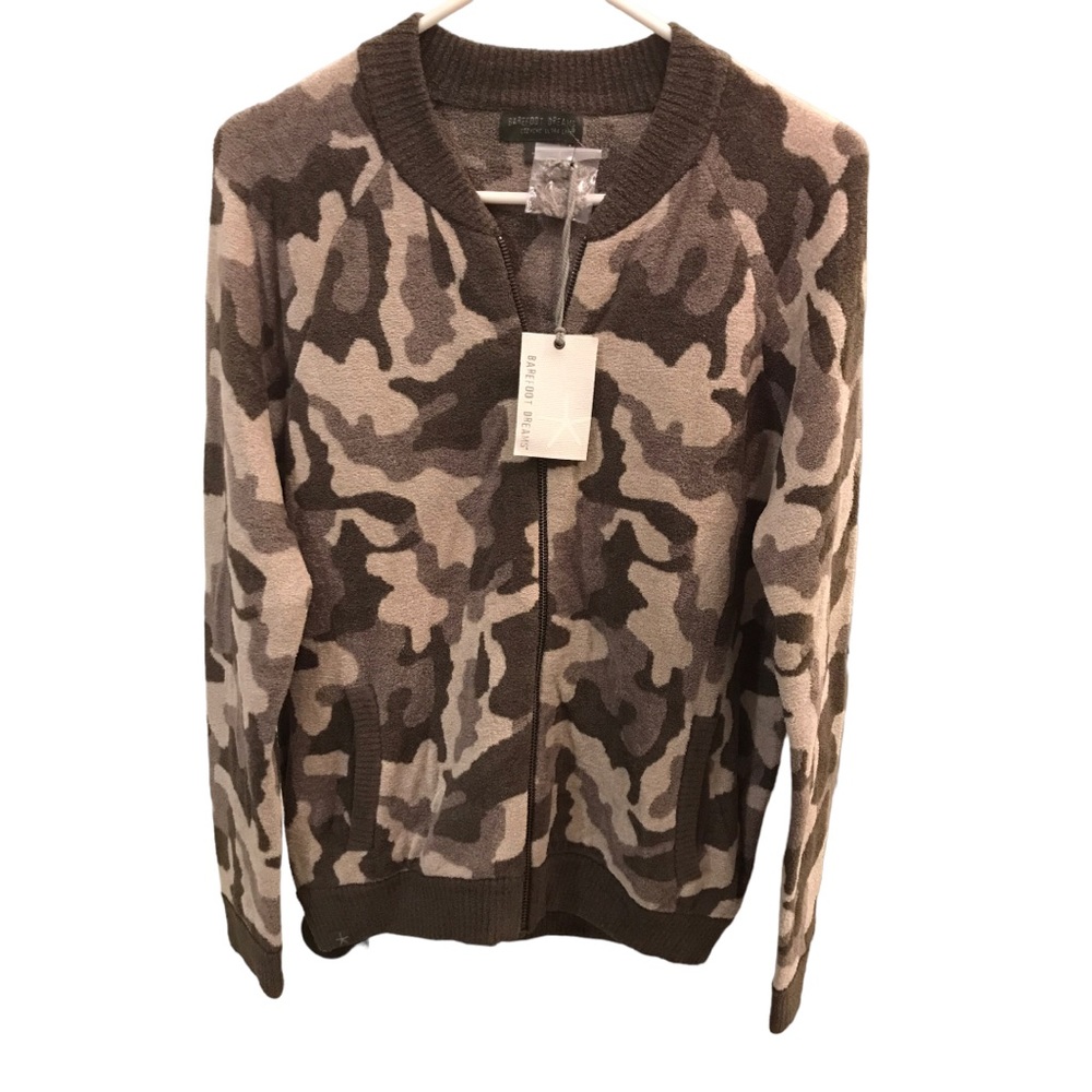 NWT Barefoot Dreams Cozy Chic Camo Front Zip Jacket. Size S